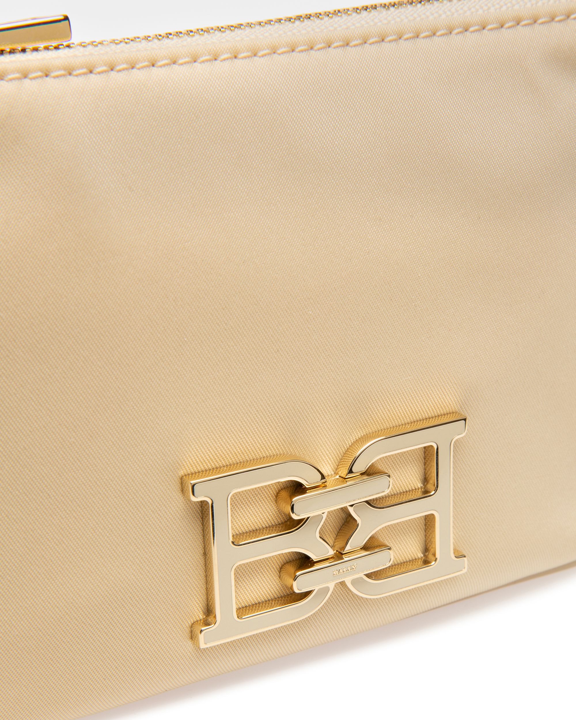 Evod Recycled Nylon And Leather Wallet In Light Beige - Image 4