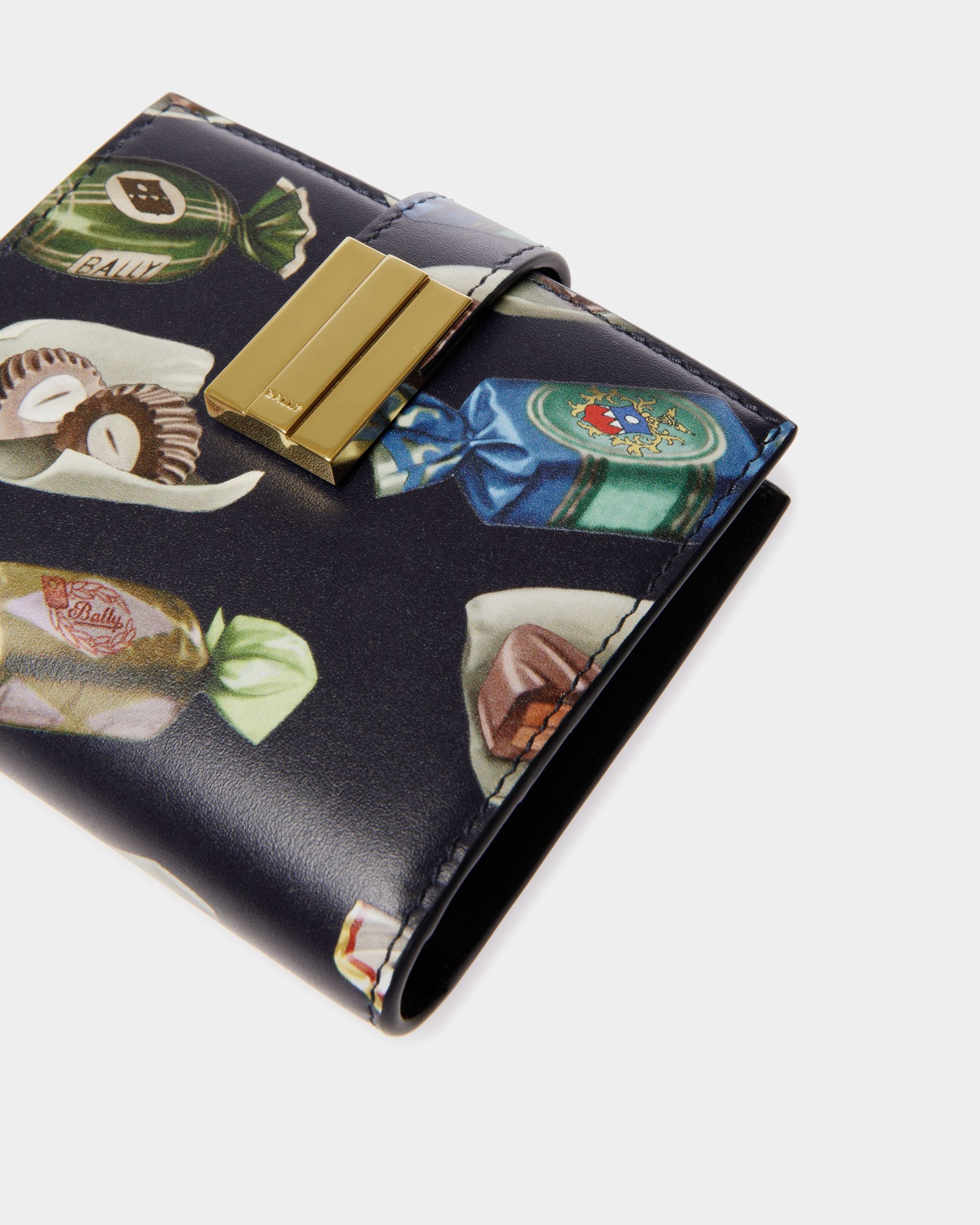 Ollam Wallet In Choco-Candy Print Leather - Image 4