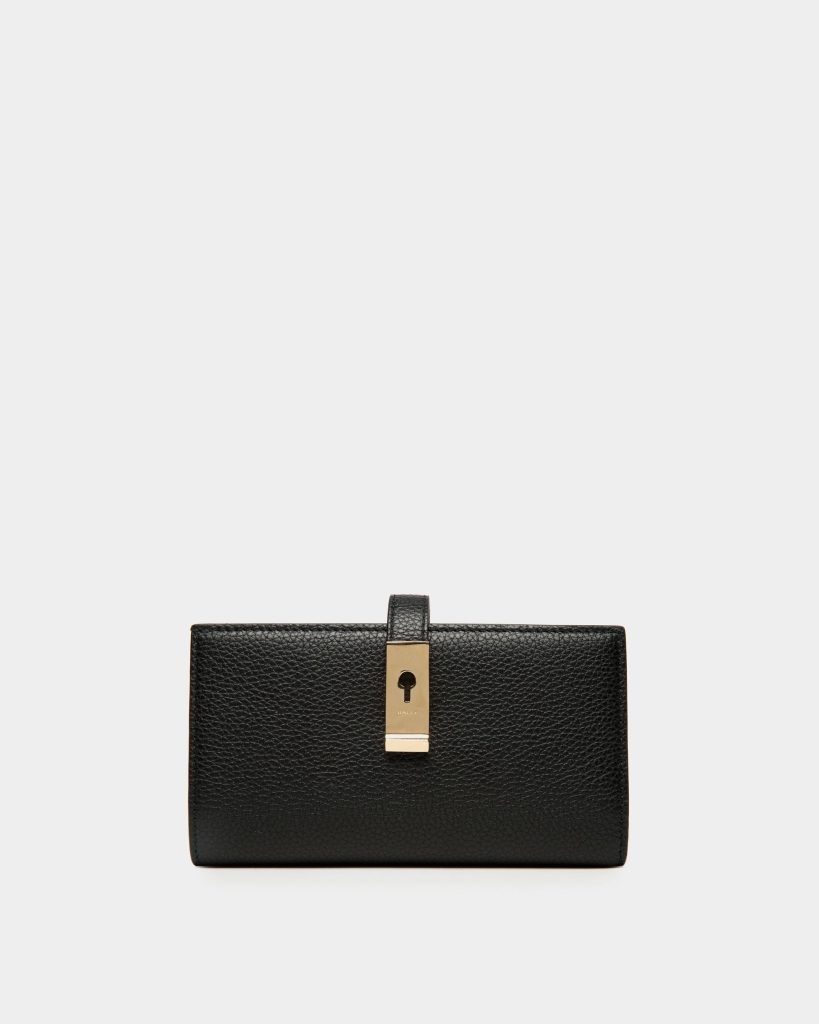 Lock Me Long Wallet In Black Grained Leather