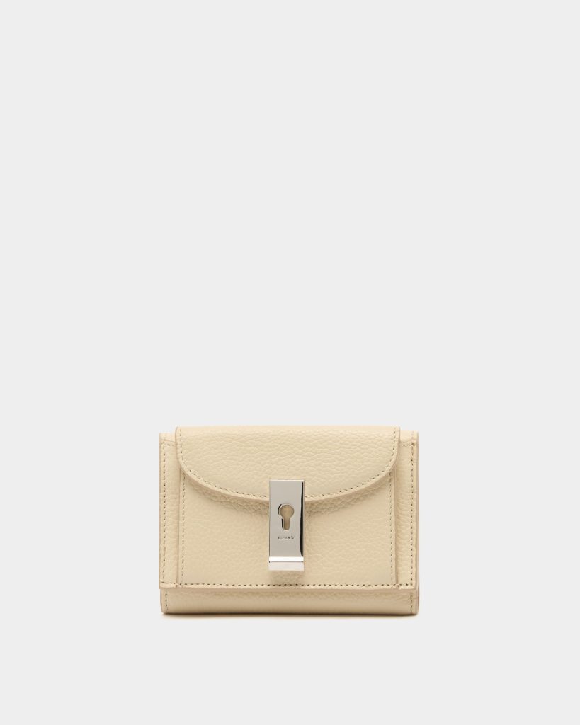 Lock Me Wallet in Ginger Grained Leather