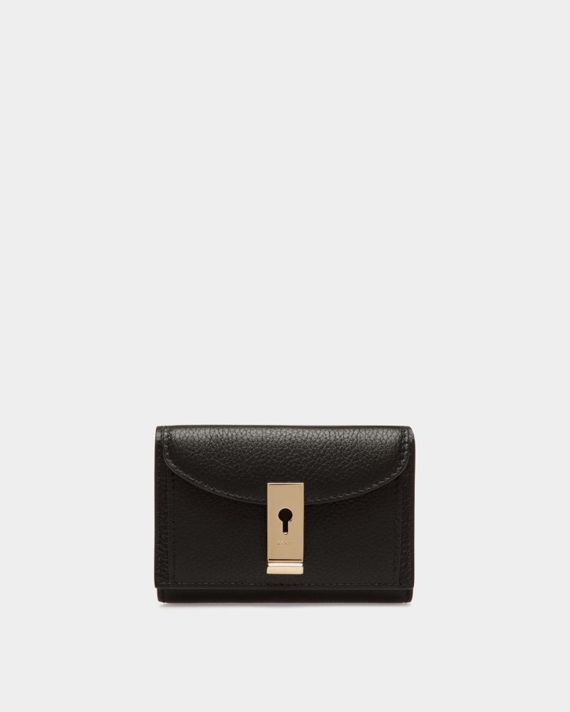 Lock Me Wallet In Black Grained Leather