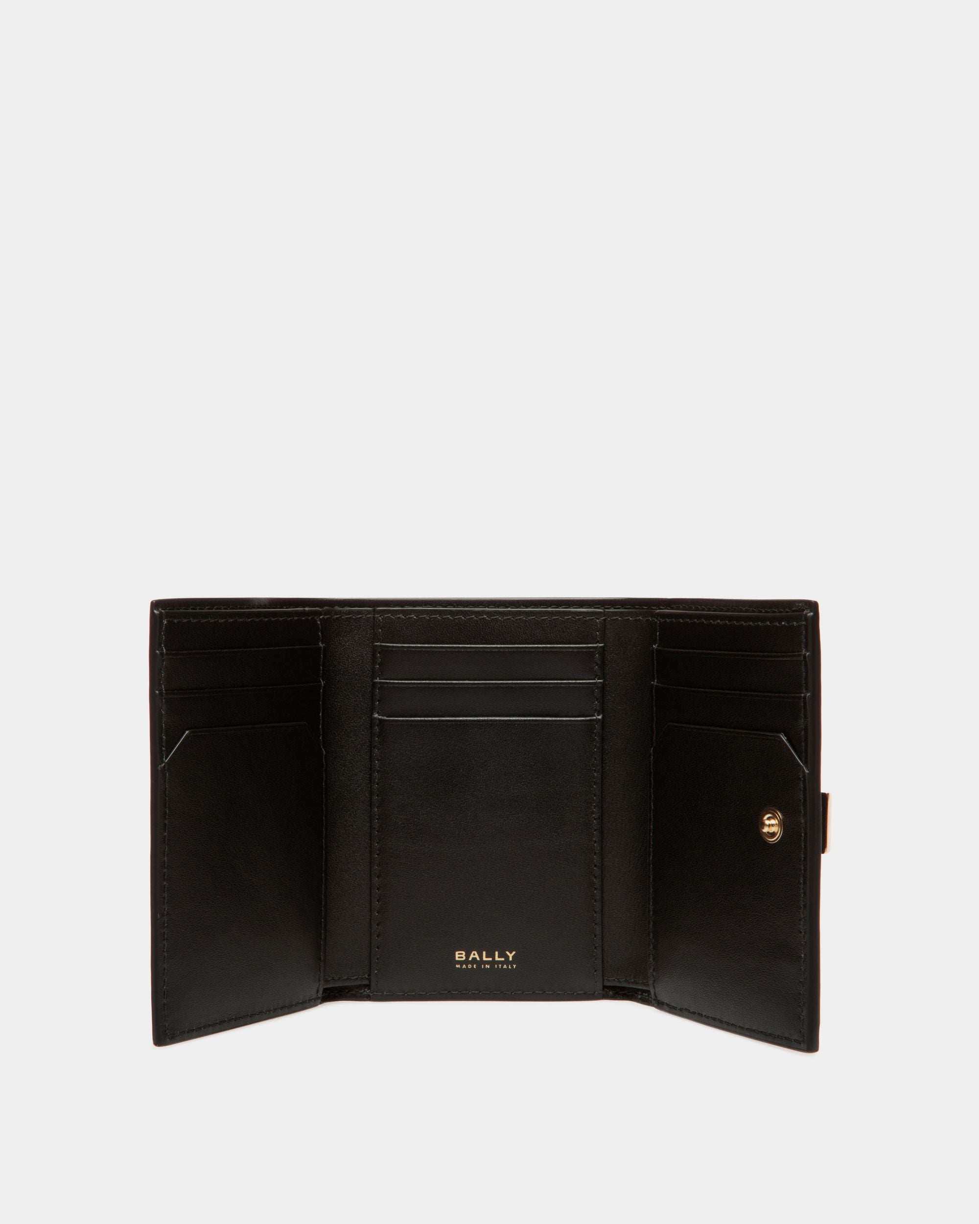 Lock Me Wallet In Black Grained Leather - Image 3