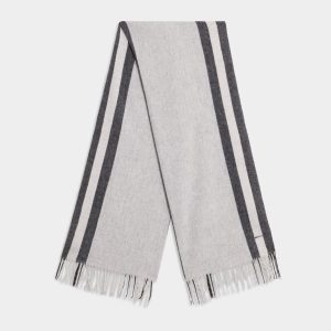 Scarf in Grey Wool