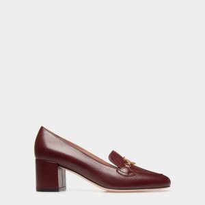 Daily Emblem Pump In Andorra Leather