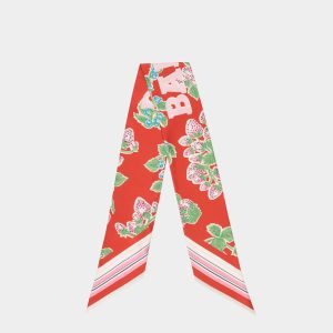 Neck Bow in Strawberry Print Silk